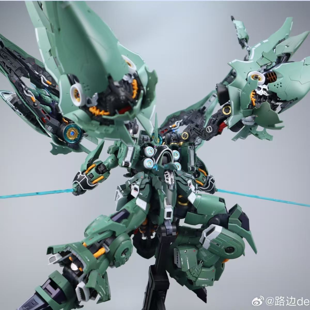 MG Axis Model Works (Solomon) 1/100 scale Osiris Aerial Dominator