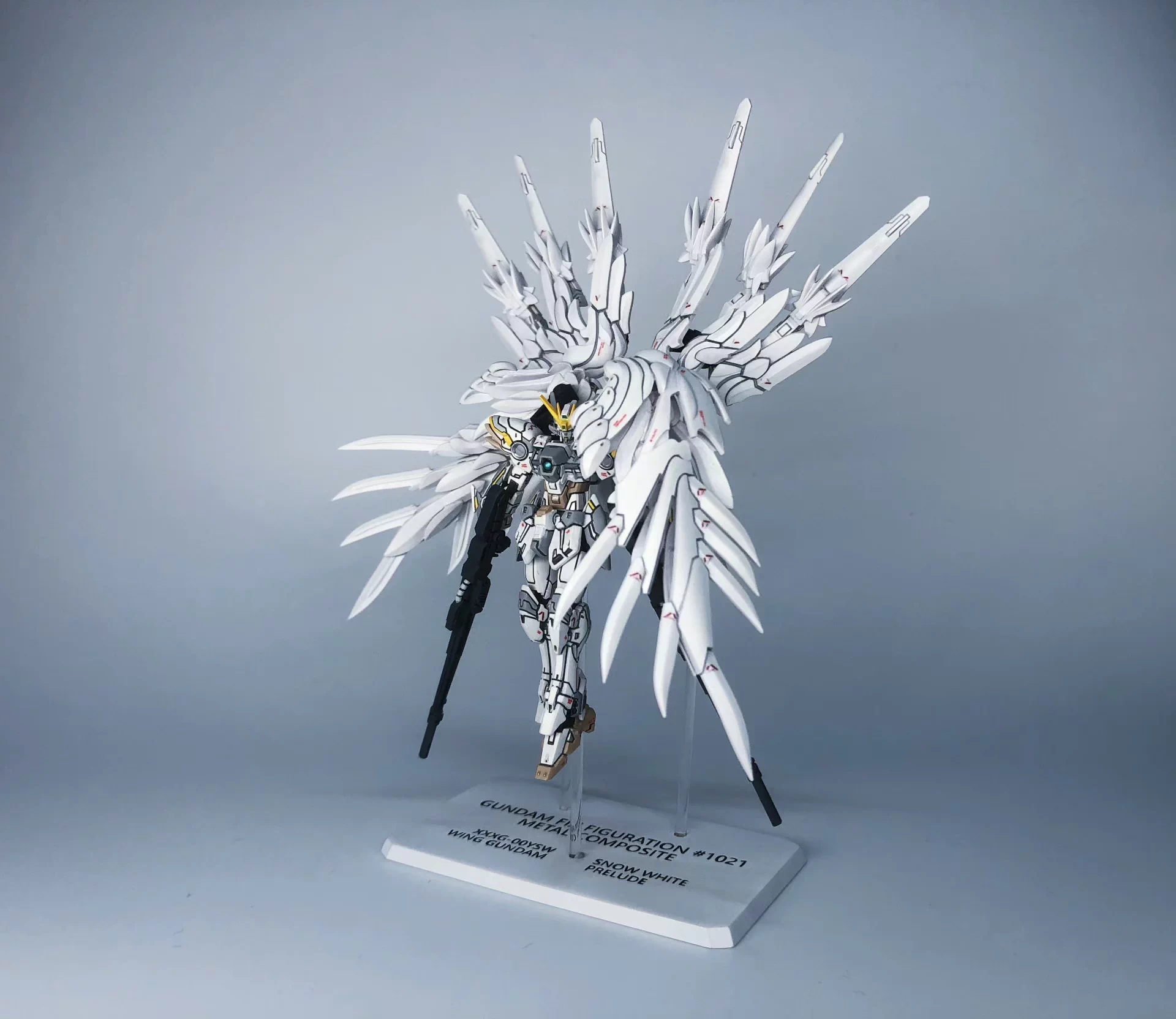 Artifact] Wing Gundam Snow White-airlift – ModelInterspace