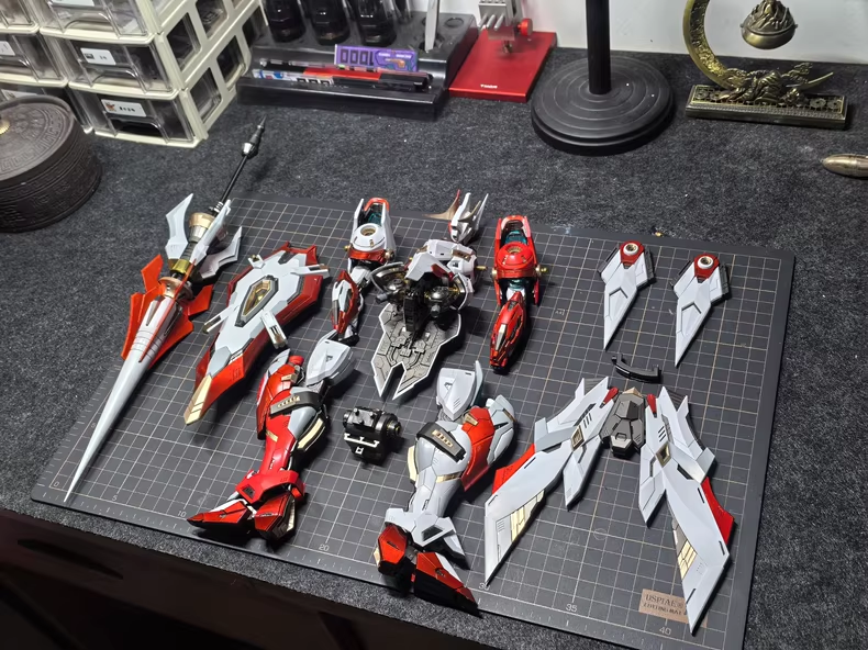 [Color customization] SNAA Firelord （white red and gold color scheme） Model Kit