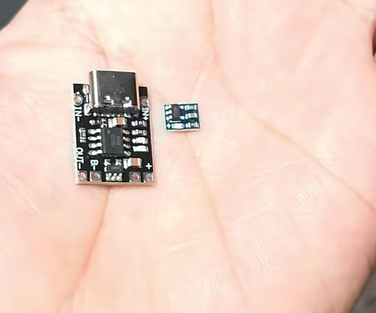 [Lighting kit materials]  Ultra-small 3.7V lithium battery charging protection board for model lighting.Only 5mm×6.5mm in size Ultra-Small 1A 3.7V-4.2V Li-ion Battery Charger Module | Type-C Port | Built-in Protection Board
