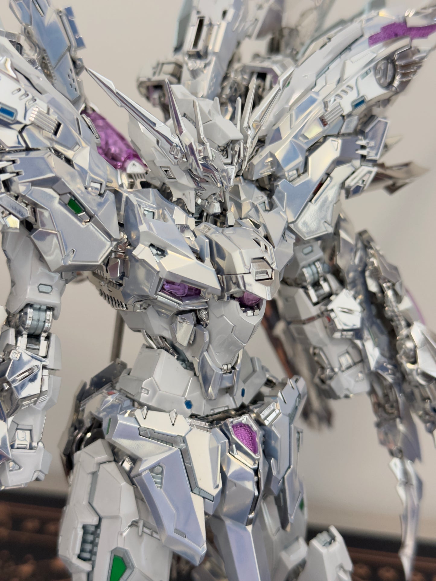[Custom Electroplating] Infinite Dimension RT-002 Nemesis (Twilight electroplated color scheme) Model Kit