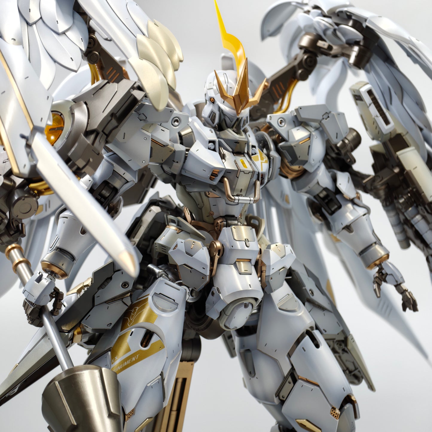 [Color customization] Nilson Works PG 1/60 Monument EX Flugel (Pearlescent Painted color scheme) Model Kit