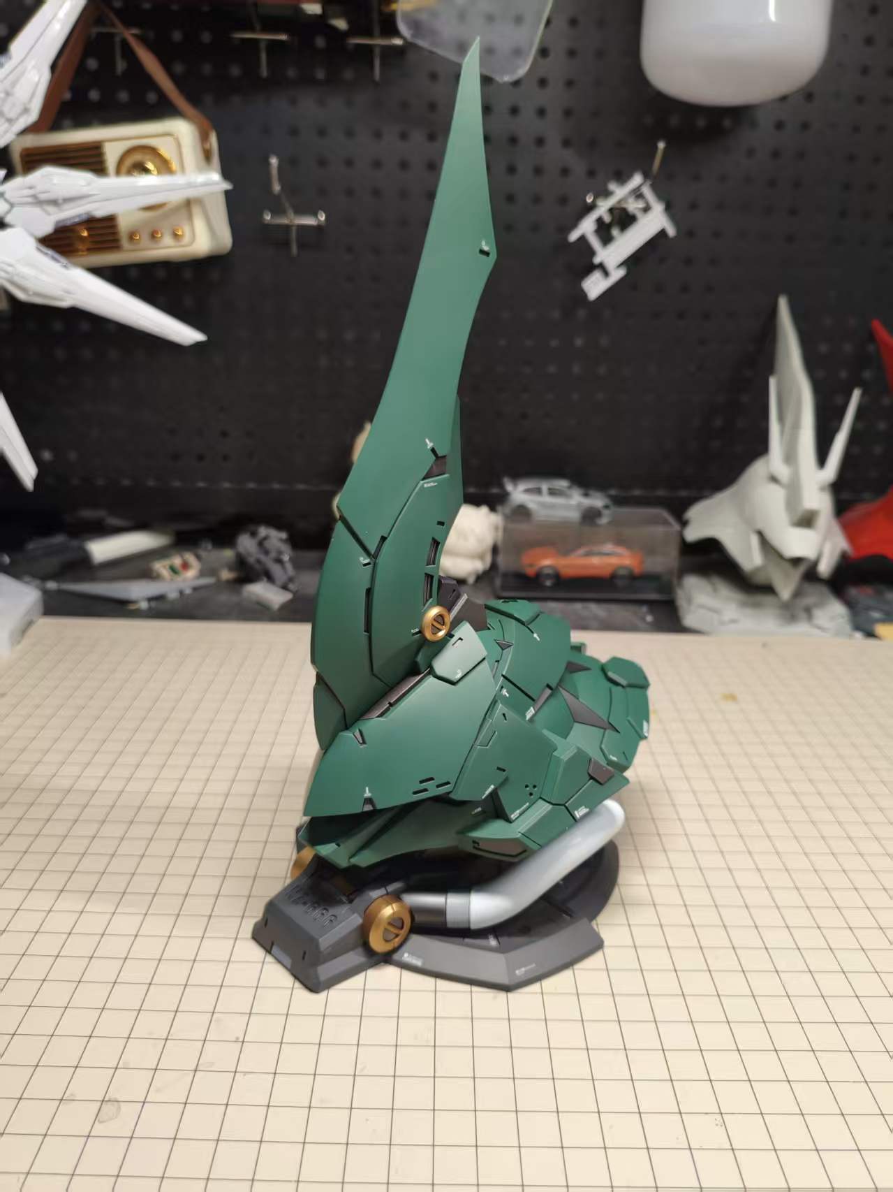 [Gundam Bust Resin pieces] 1/20 Kshatriya Head Bust -airlift