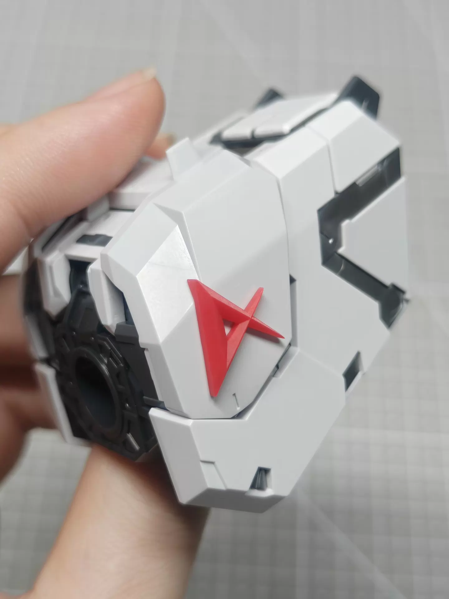[3D printed pieces] PGU Nu Gundam Shield & Shoulder Magnetic Emblem Relief