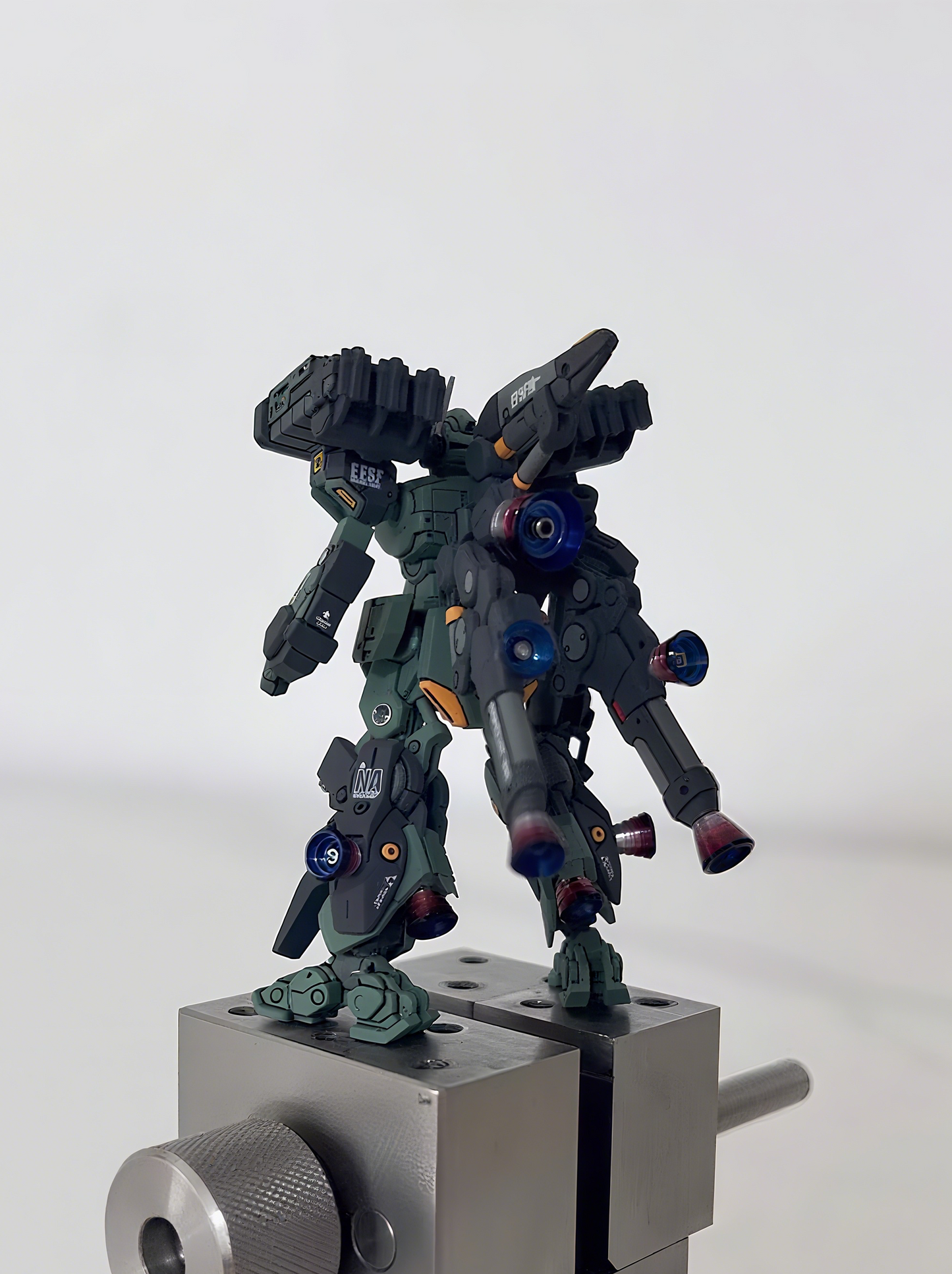 [Artifact Painted] Stark Jegan artifact painted (dark/light green)-airlift