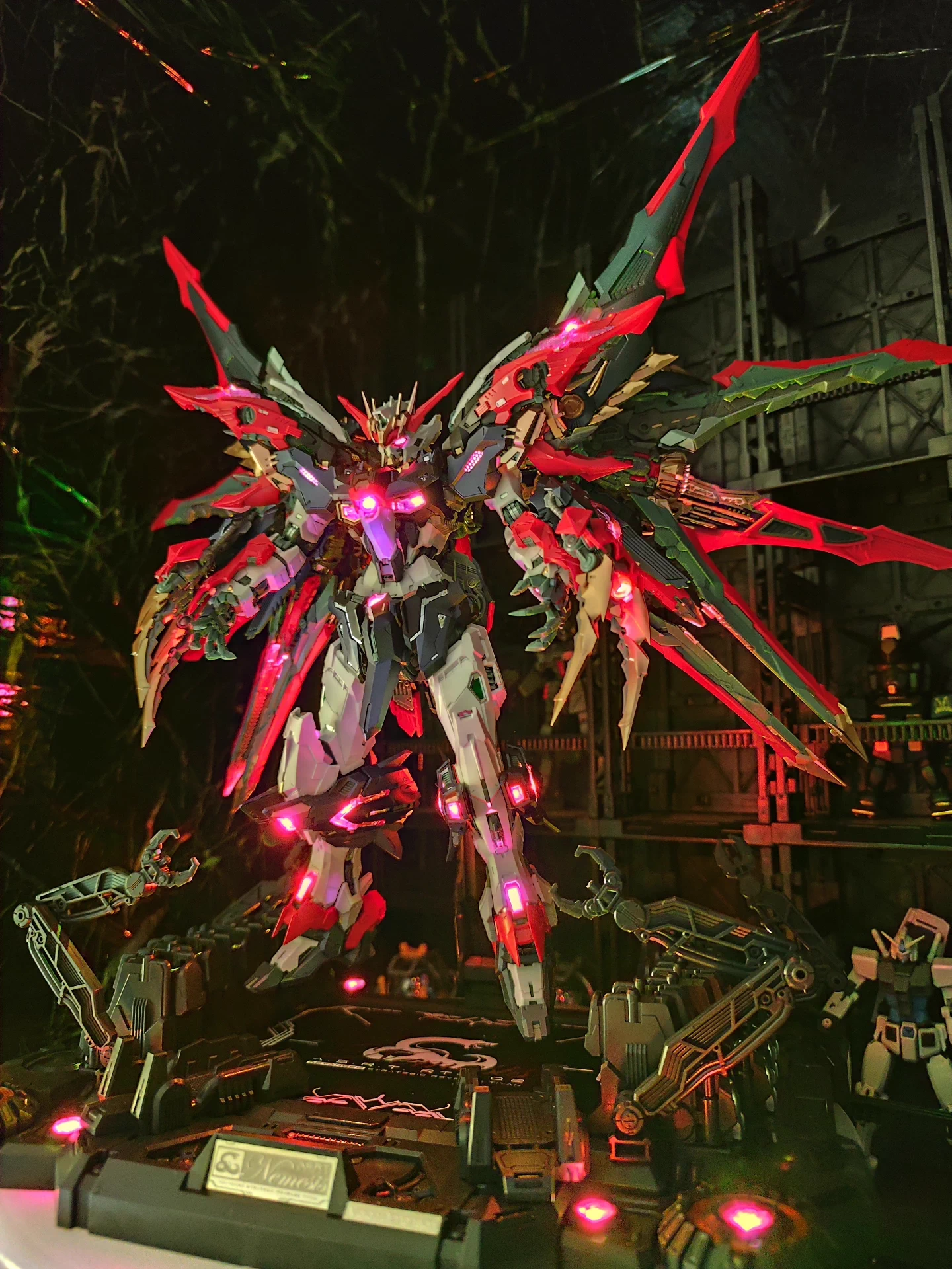 [Color customization] Infinite Dimension  RT-002 Nemesis (Dark red color scheme) Model Kit