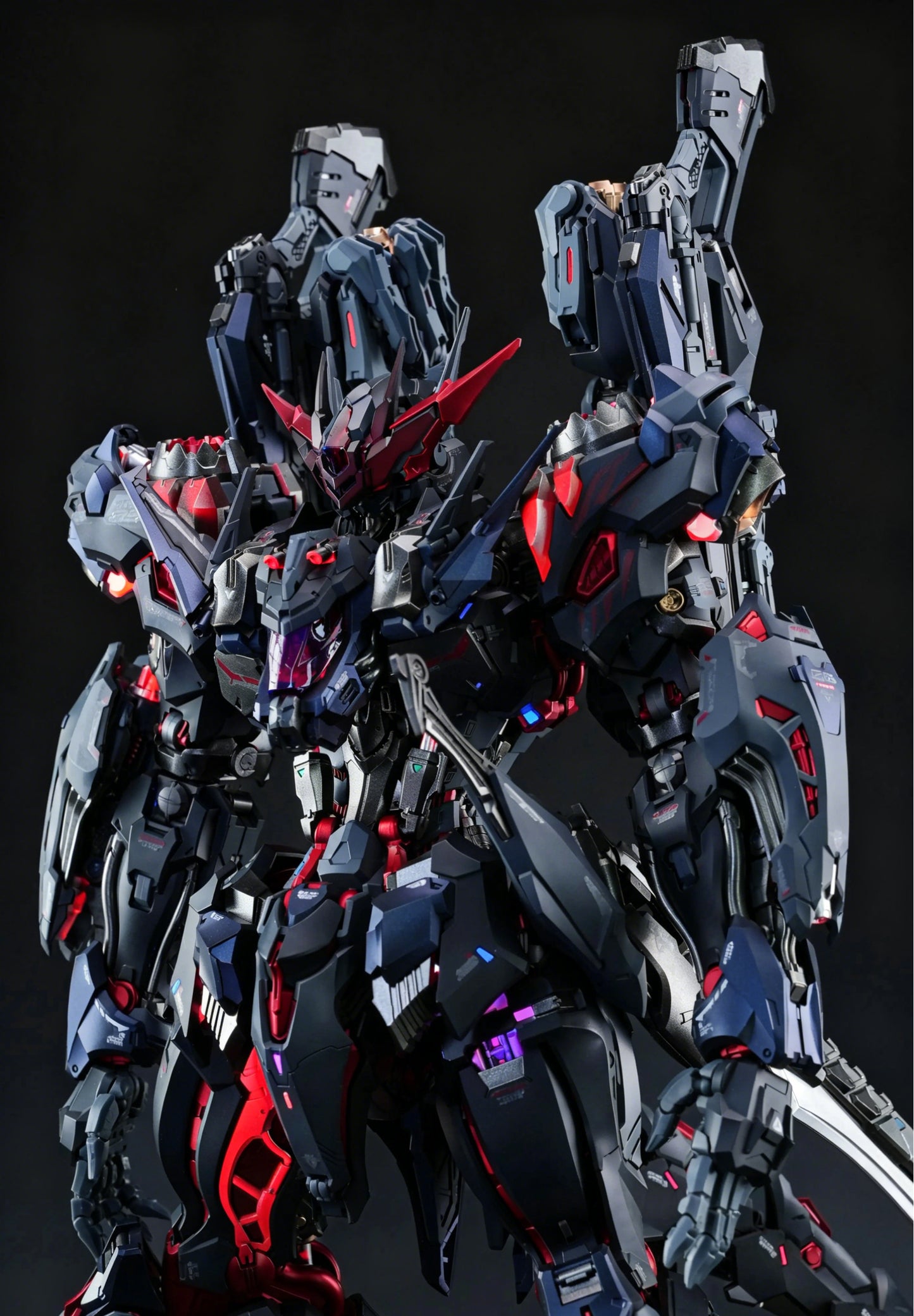 [Color customization] Infinity Nova RMD Fenrir 1/72 Scale (Black red color scheme) Model Kit