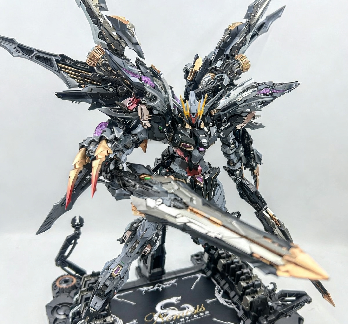 [Color customization] Infinite Dimension  RT-002 Nemesis（Dark color scheme）Model Kit