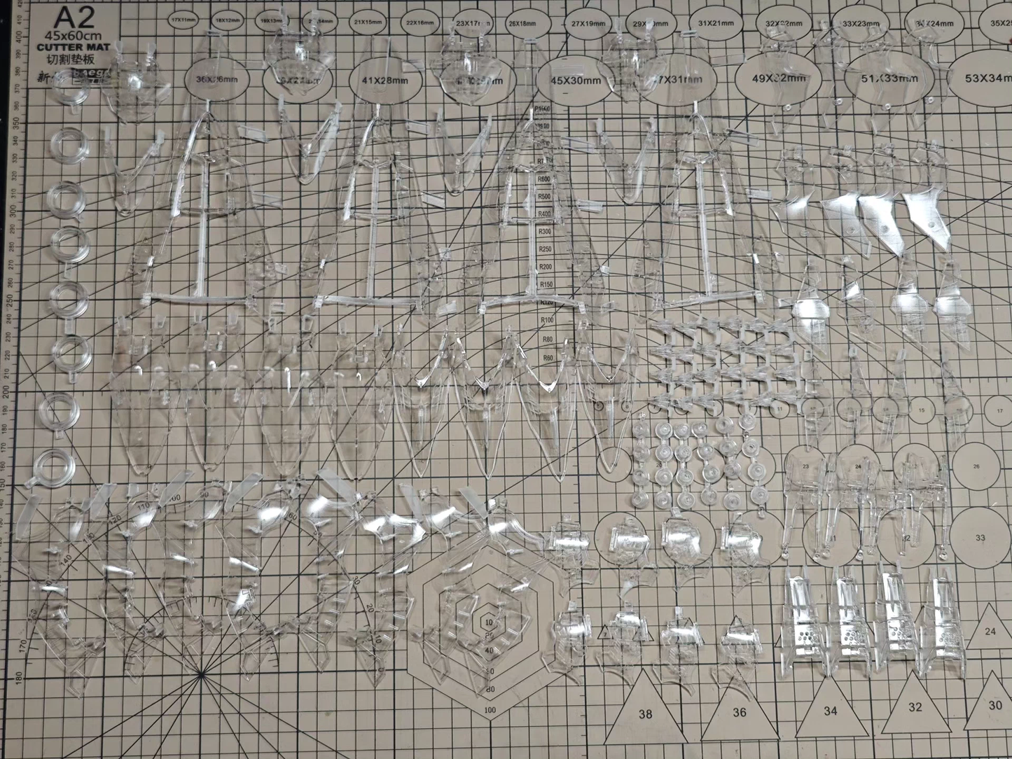 [Transparent parts]Axis Model Works (Solomon) 1/100 scale Osiris Aerial Dominator（External armor transparent parts）