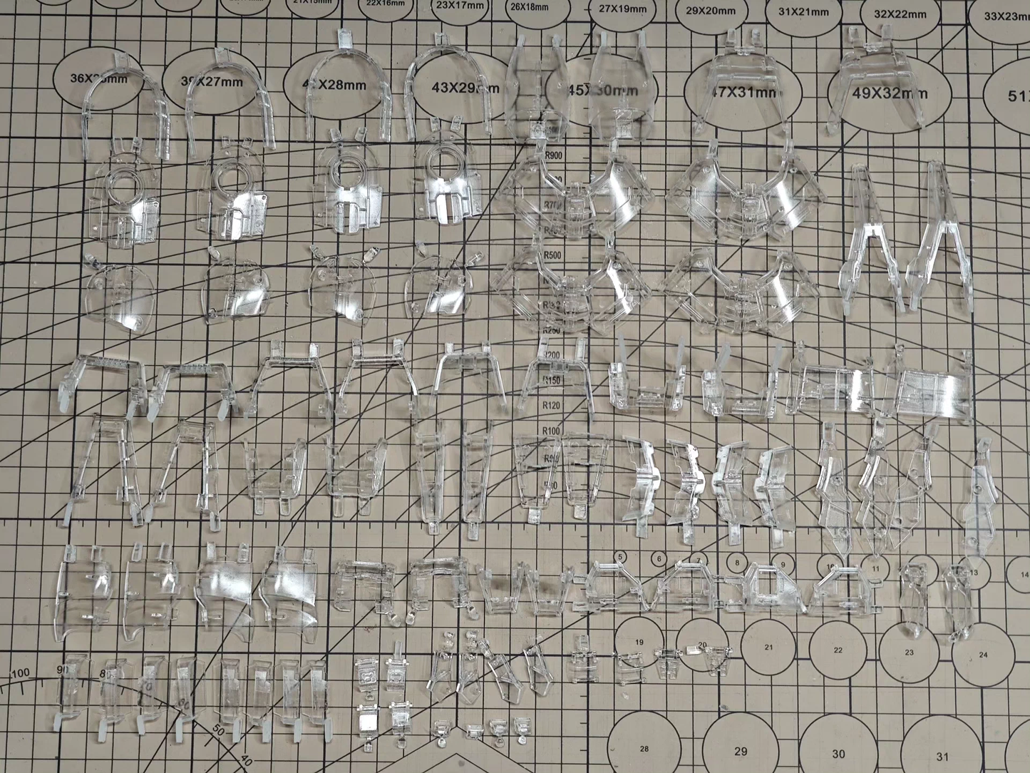 [Transparent parts]Axis Model Works (Solomon) 1/100 scale Osiris Aerial Dominator（External armor transparent parts）