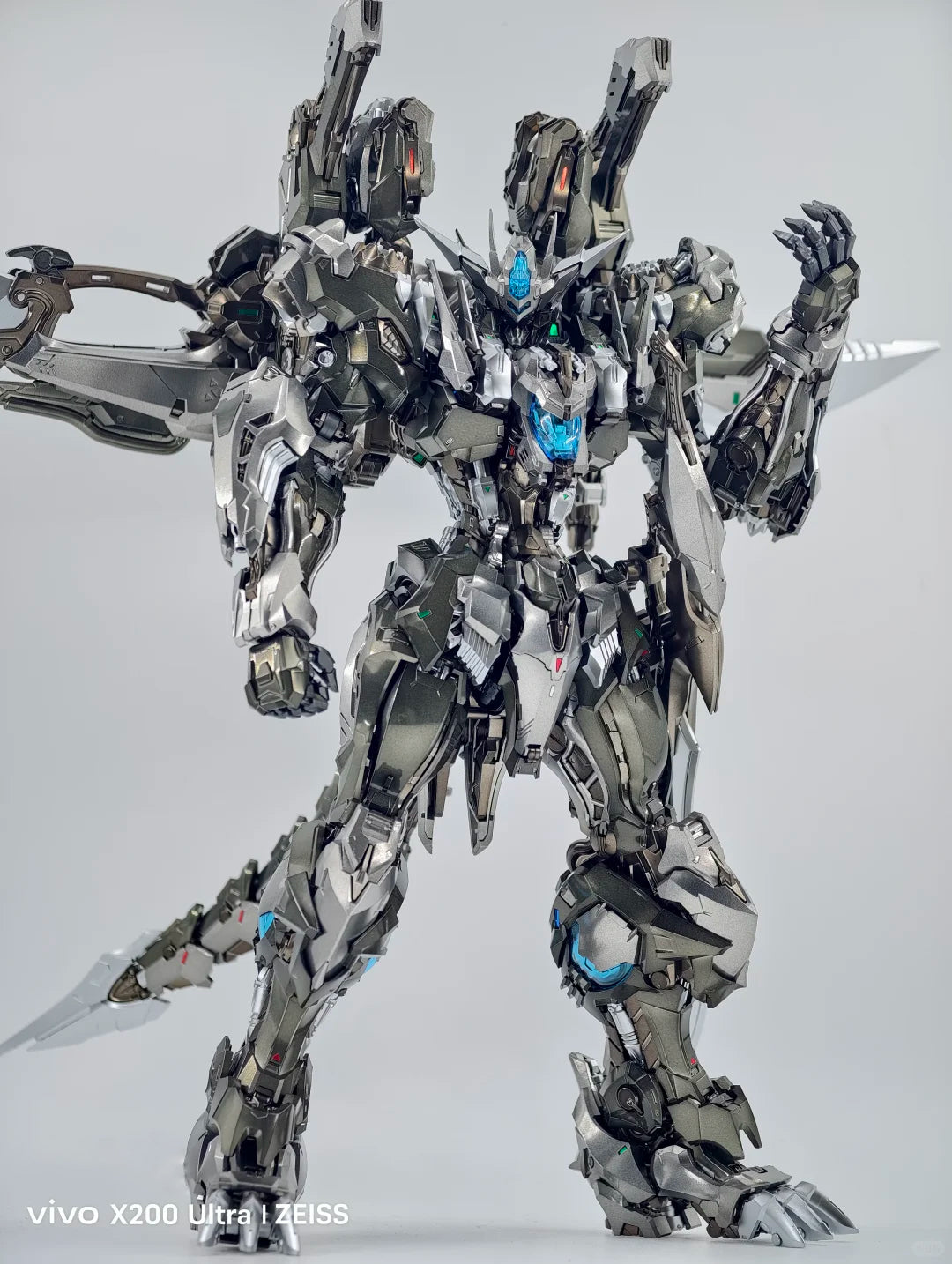 [Custom Electroplating] Infinity Nova RMD Fenrir 1/72 Scale (Iron-Blood Color Scheme ) Model Kit