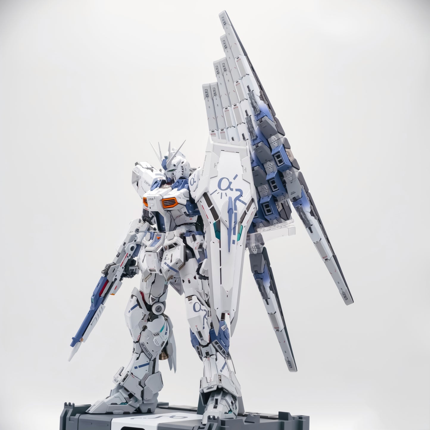 [Color customization] PG Unleashed 1/60 Nu Gundam+resin enhanced conversion parts (Kenichi Kuryu color scheme) model kit