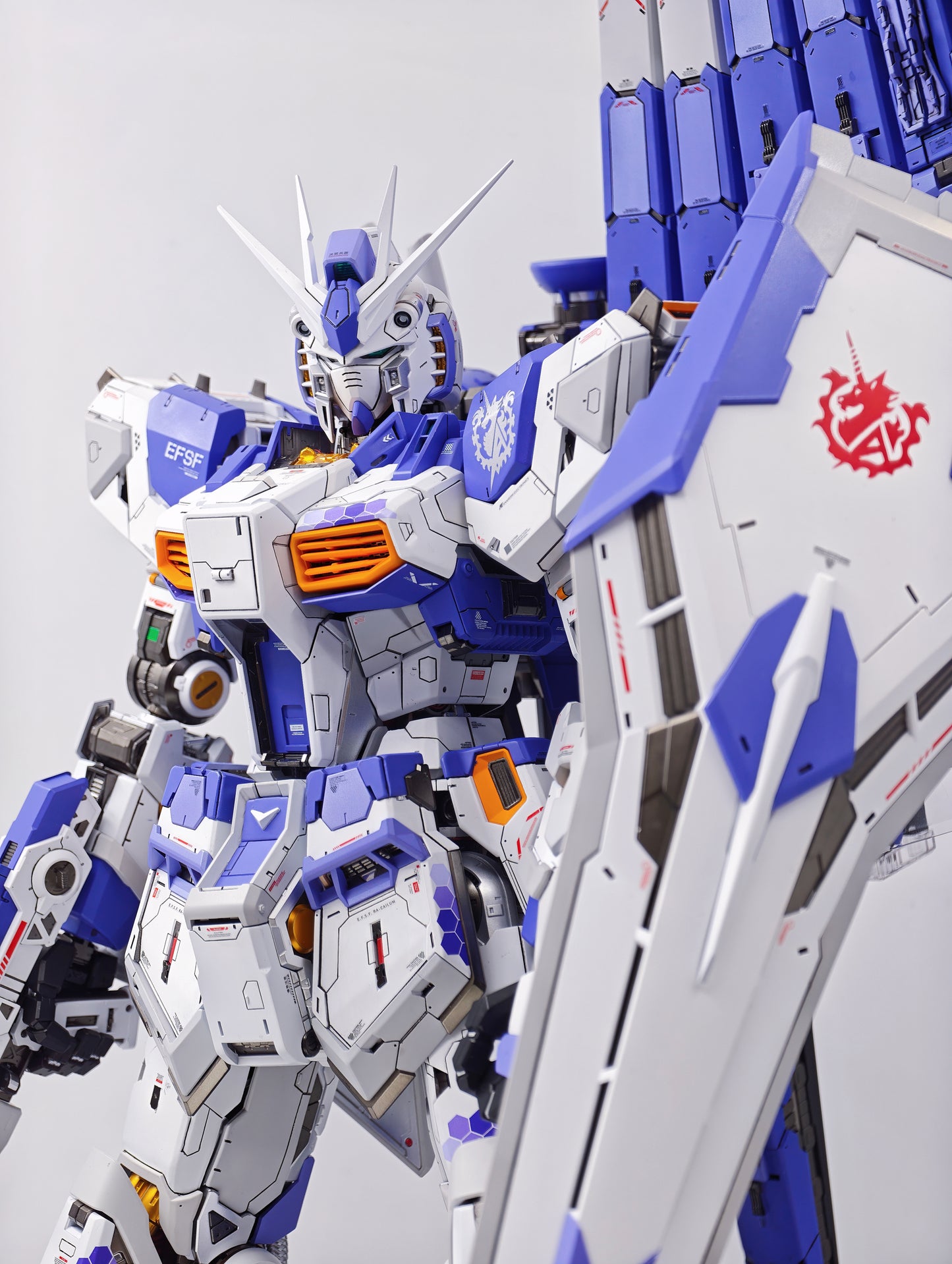 [Color customization]  PG Unleashed 1/60 Nu Gundam+resin enhanced conversion parts (HI-V color scheme) model kit