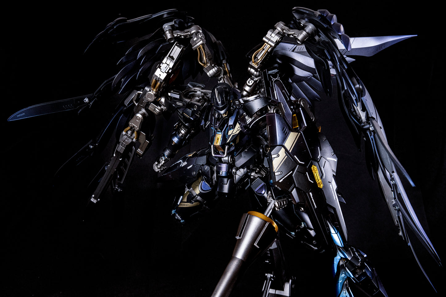 [Color customization] Nilson Works PG 1/60 Monument EX Flugel (Prism Blue Black color scheme) Model Kit