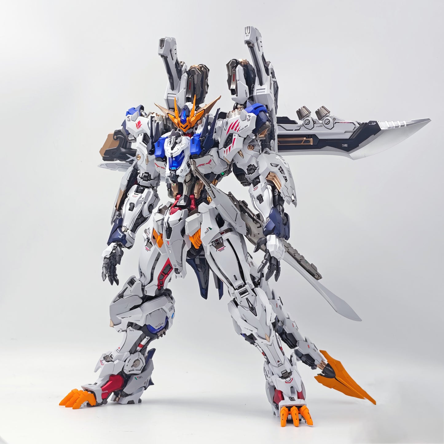 [Color customization] Infinity Nova RMD Fenrir 1/72 Scale (Barbatos color scheme) Model Kit