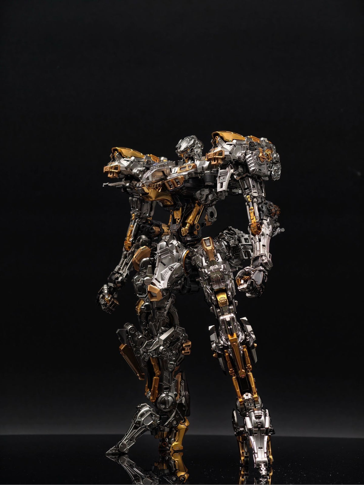 [Custom Electroplating] In Era+ RMD Azure Falcon TR-2243EX 1/100 Scale (Gold Gilded Color Scheme) Model Kit