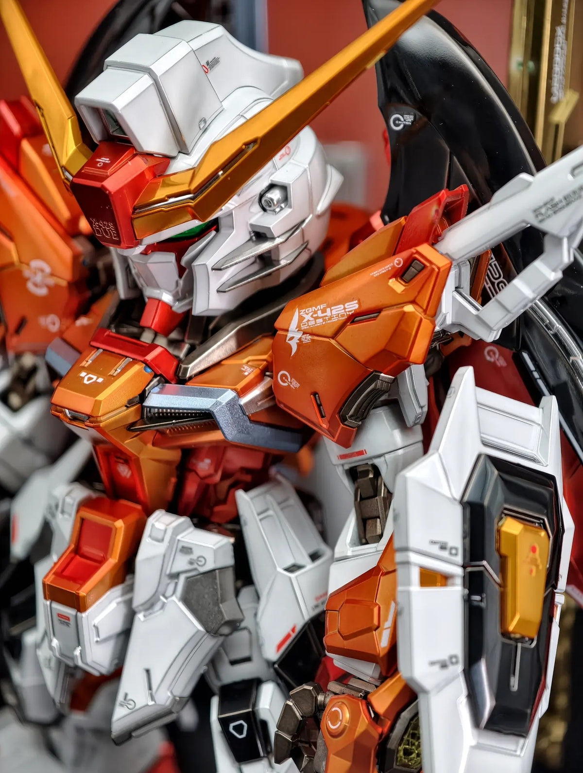 [Custom Electroplating] Bandai MGSD Destiny Gundam ZGMF-X42S (Heine Custom Electroplating) Model Kit
