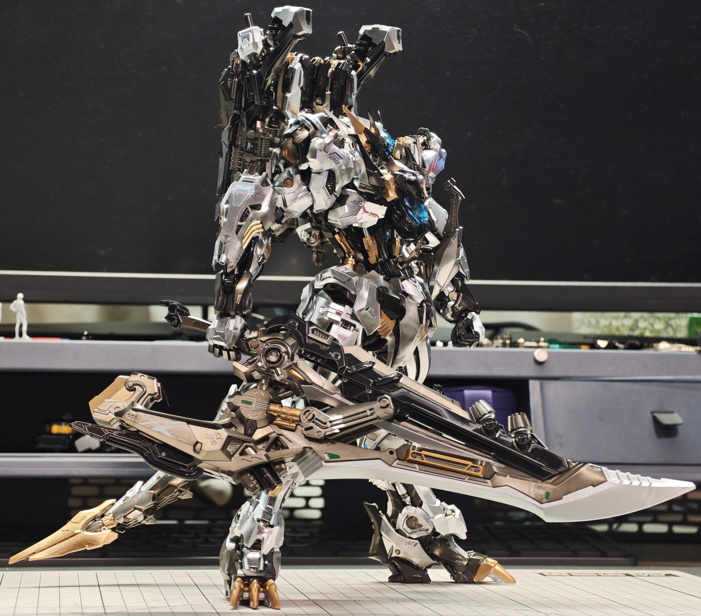 [Custom Electroplating] Infinity Nova RMD Fenrir 1/72 Scale (Electroplated color scheme) Model Kit