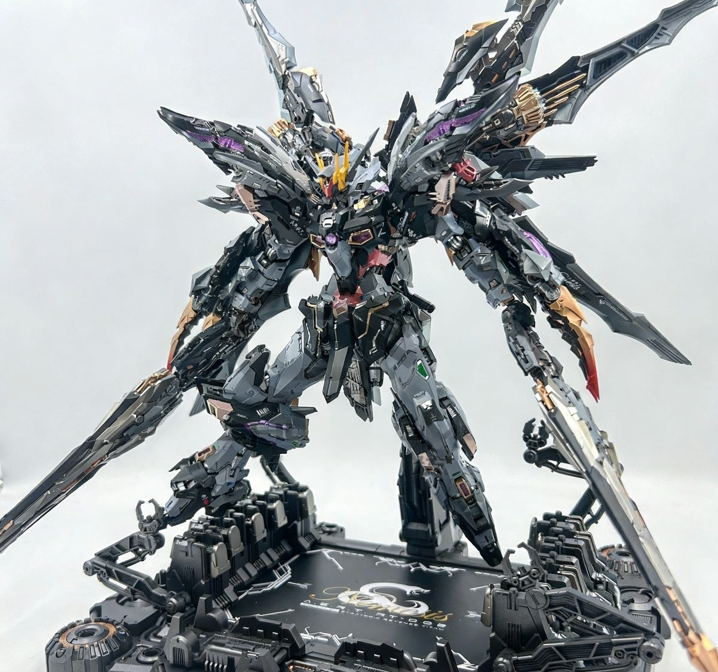 [Color customization] Infinite Dimension  RT-002 Nemesis（Dark color scheme）Model Kit