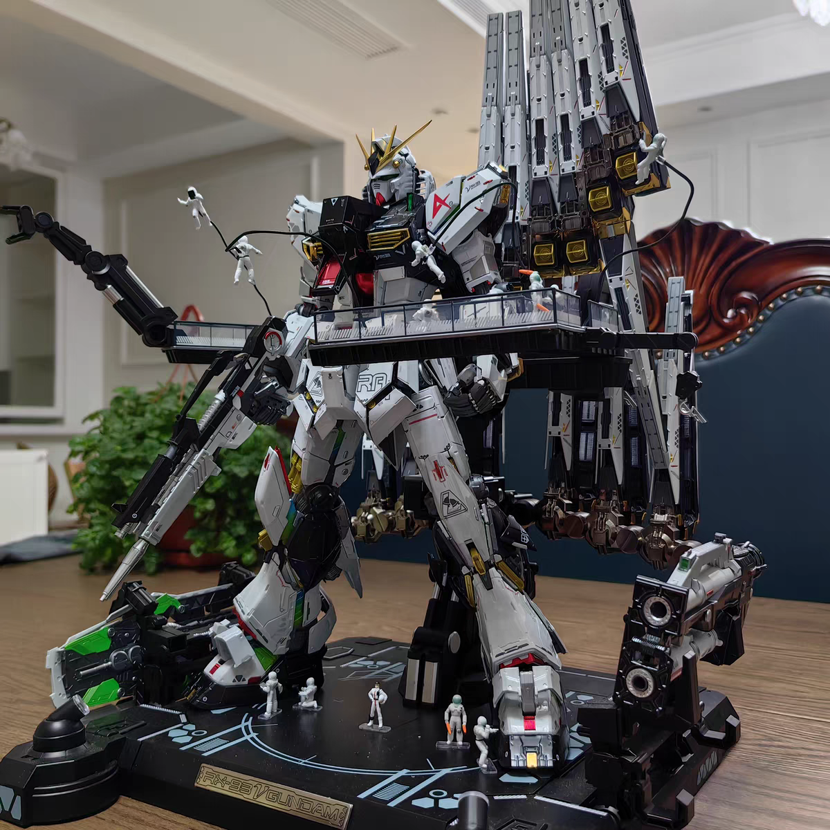 [Color customization] Daban 1/60 Metal Structure Nu (Titanium Electroplated color scheme) Model Kit