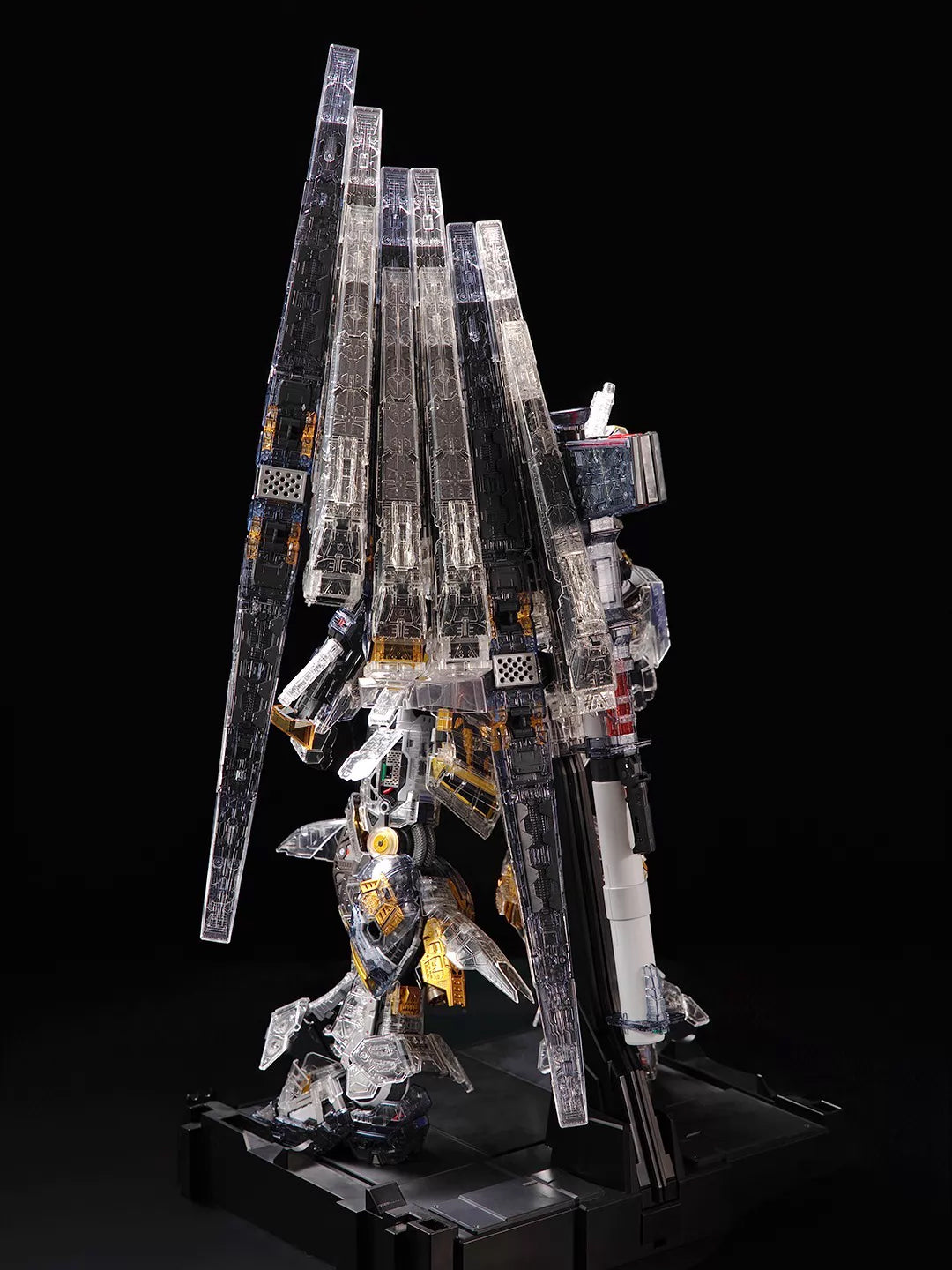 [Clear parts] Pre-order PG Unleashed 1/60 Nu Gundam Model Kit (Armor clear parts)