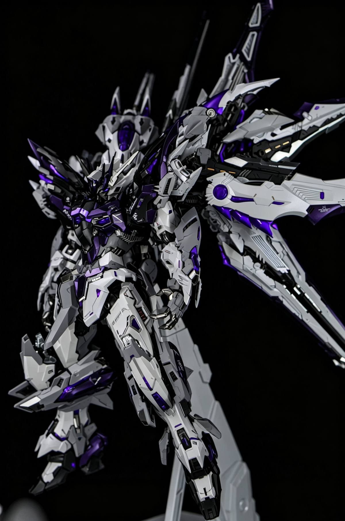 [Color customization] Infinite Dimension RT-002 Nemesis (Iridescent Violet Color Scheme) Model Kit