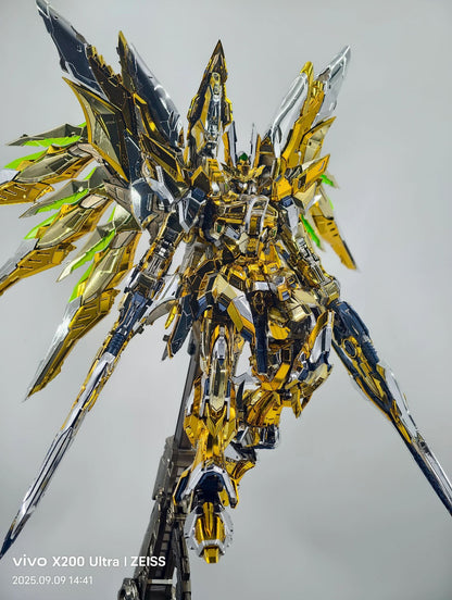 [Color customization] Einta Industries Sky Defender 1/72 Model Kit (Electroplating gold color scheme) Model Kit