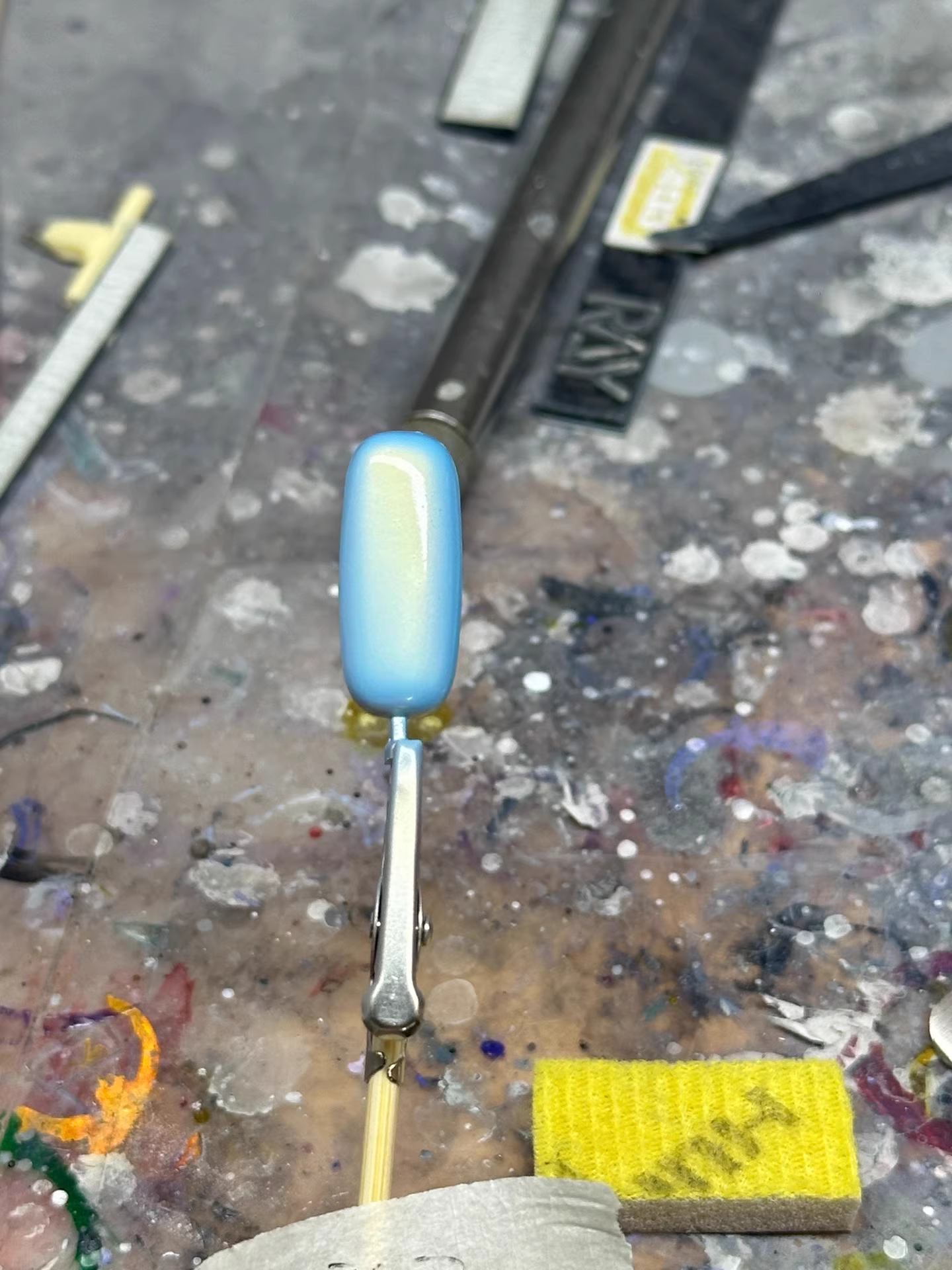 [Paint Oil-based] Color-shifting paint