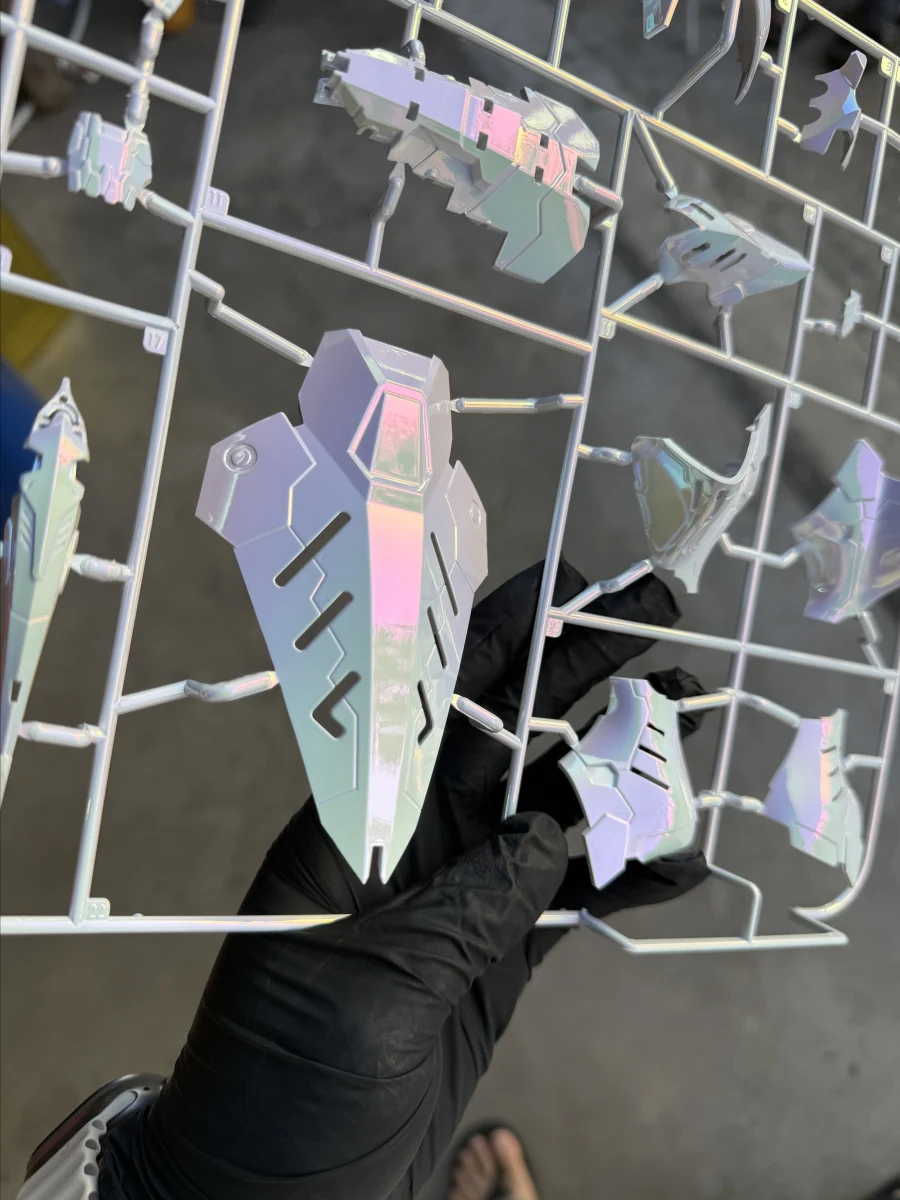 [Color customization] YIYA Model 1/120 Amx-004 Qubeley Standard Version (Iridescent white electroplating color scheme ) Model Kits