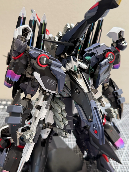 [Custom Painting] Bandai HG 1/144 Mobile Suit Gundam Hathaway's Flash TX-ff104 Alyzeus(Black Red Color Scheme ) Model Kit
