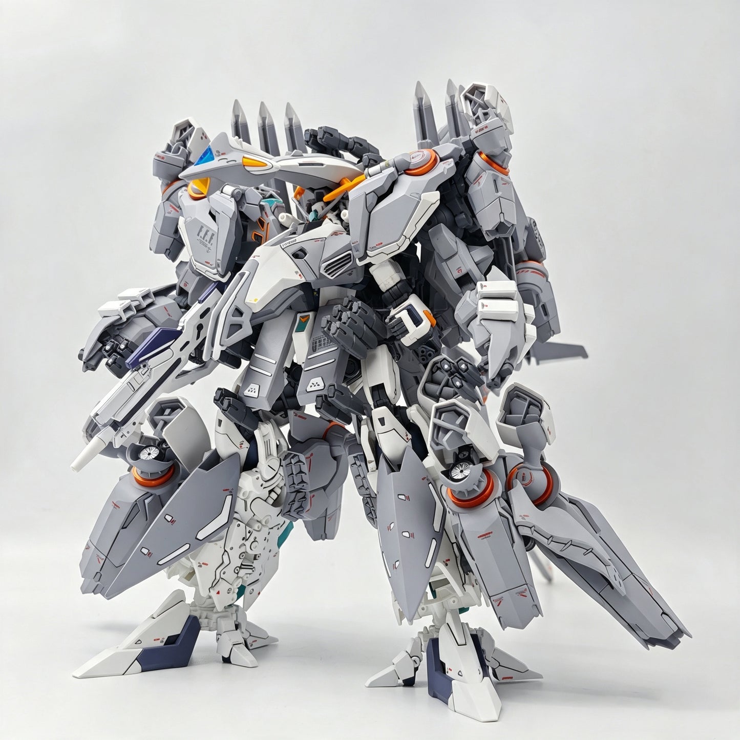 [Color customization] Bandai HG 1/144 Mobile Suit Gundam Hathaway's Flash TX-ff104 Alyzeus( Alyzeus+TAS Outer leg armor conversion parts+foot modification parts) Model Kit