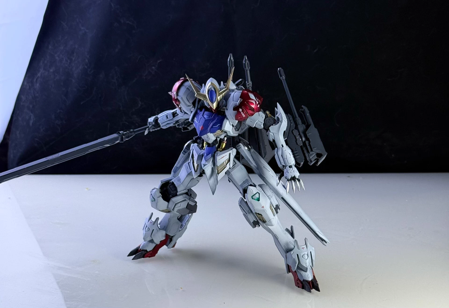 [Color customization] MG 1/100 Gundam Barbatos Lupus(Shading color scheme) model kit