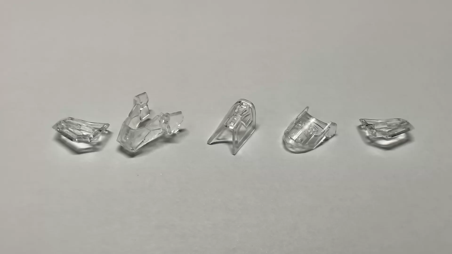 [Clear parts]MGEX 1/100 Strike Freedom Gundam (Clear outer armor parts for the chest section)