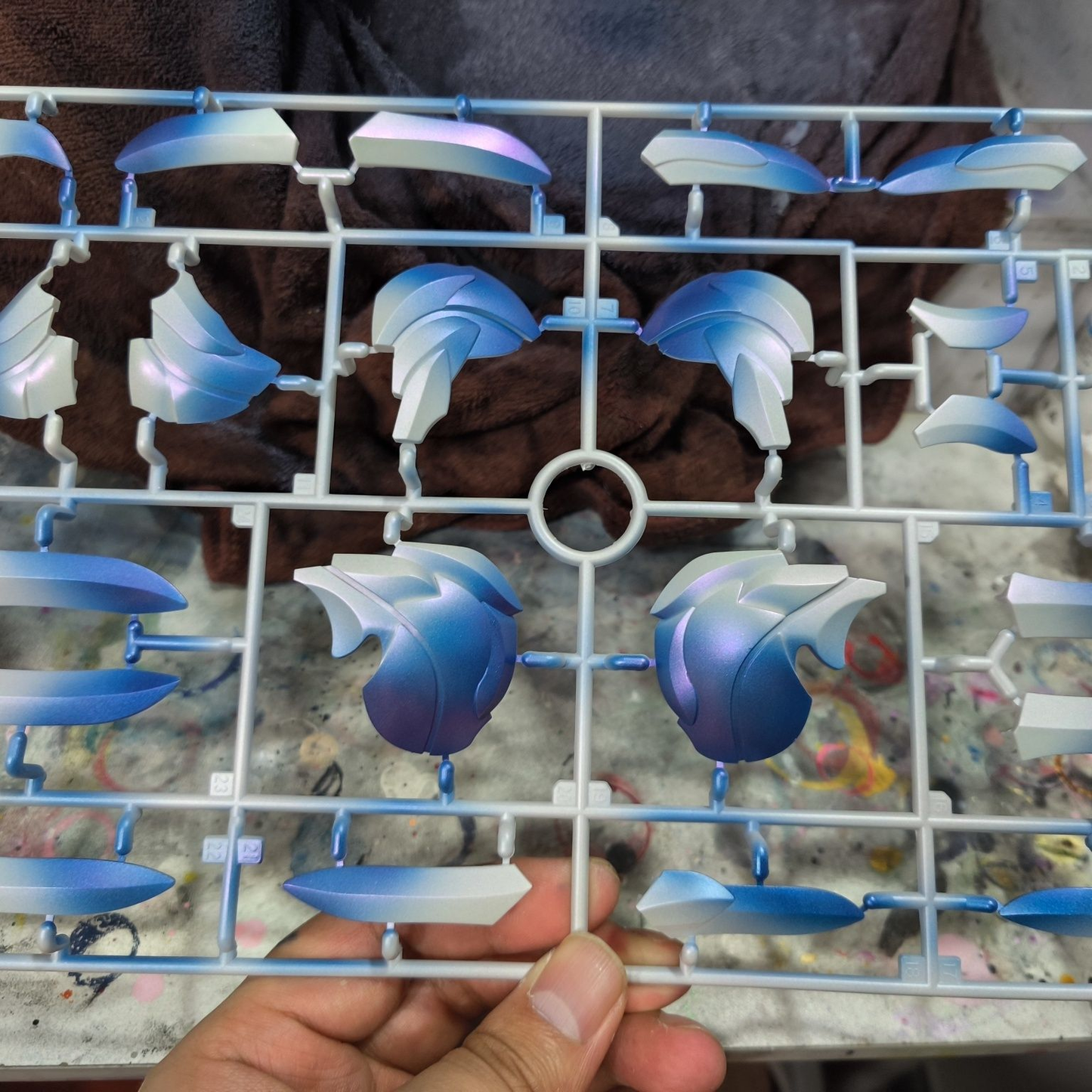 [Color customization] 8827 Wing Zero Snow White Mg 1/100 Xxxg-00ysw (Gradient Purple/Red/Gold/Blue Color Scheme) Model Kit