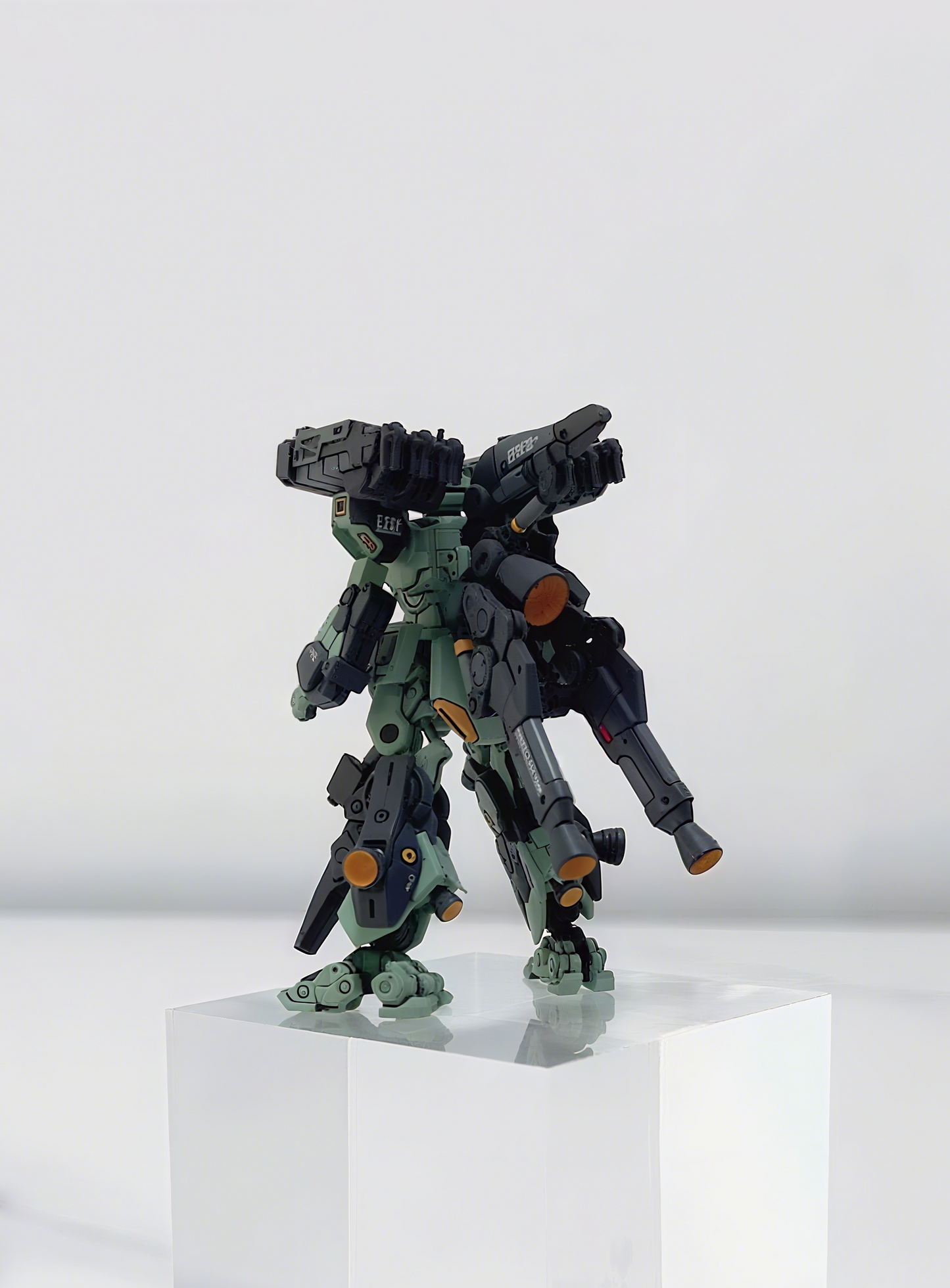 [Artifact Painted] Stark Jegan artifact painted (dark/light green)-airlift
