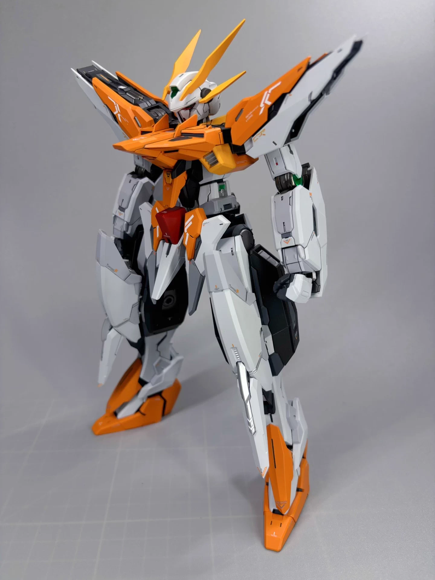 [Color customization] Frame Series TC-004 Star Abyss (Orange color scheme) 1/100 Scale Model Kit