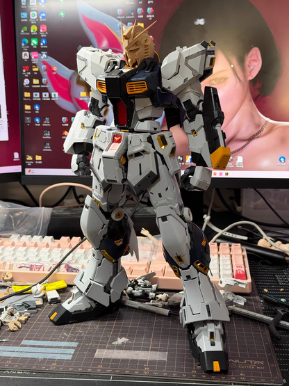 [Resin pieces] PGU RX-93 ν Gundam Replacement Head Resin pieces