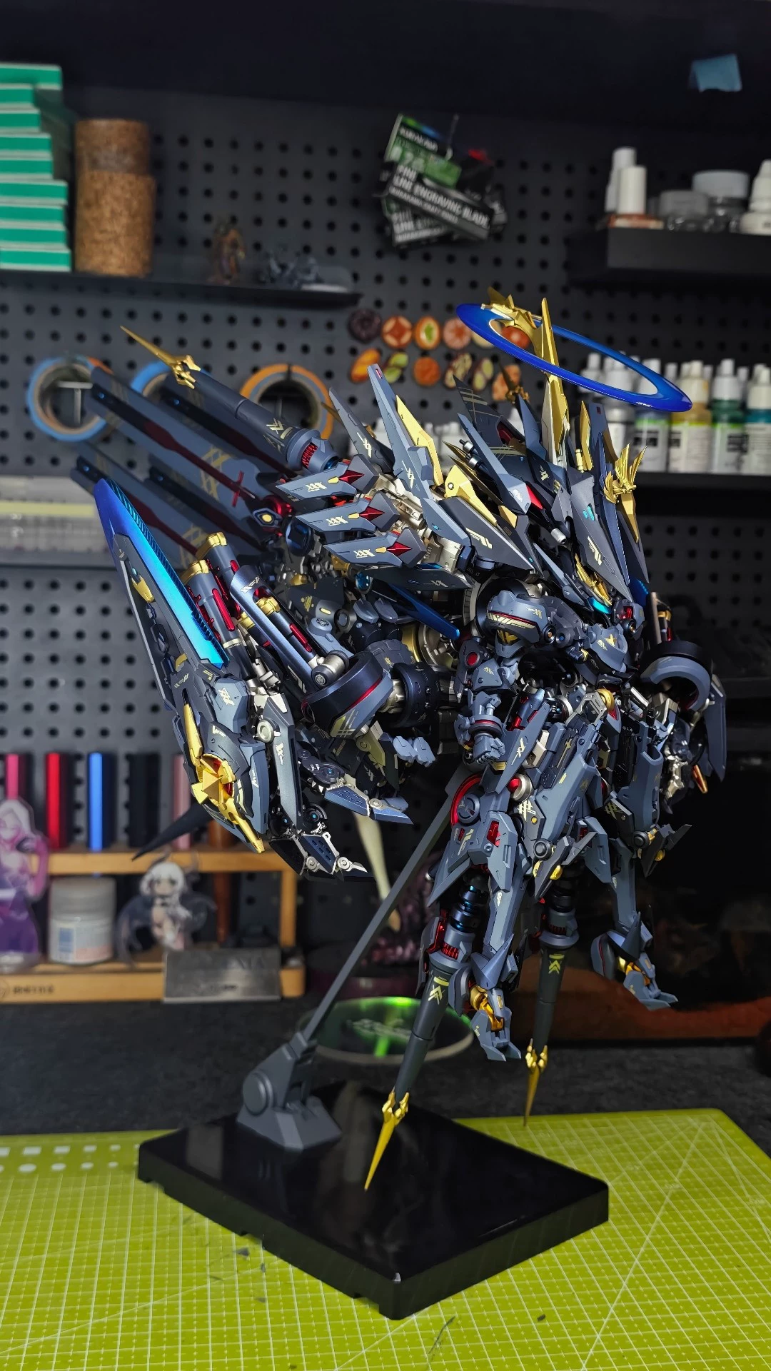 [Custom Painting] Daiblos Core CZ-011B Colada (Dark 2 Color Scheme) model kit
