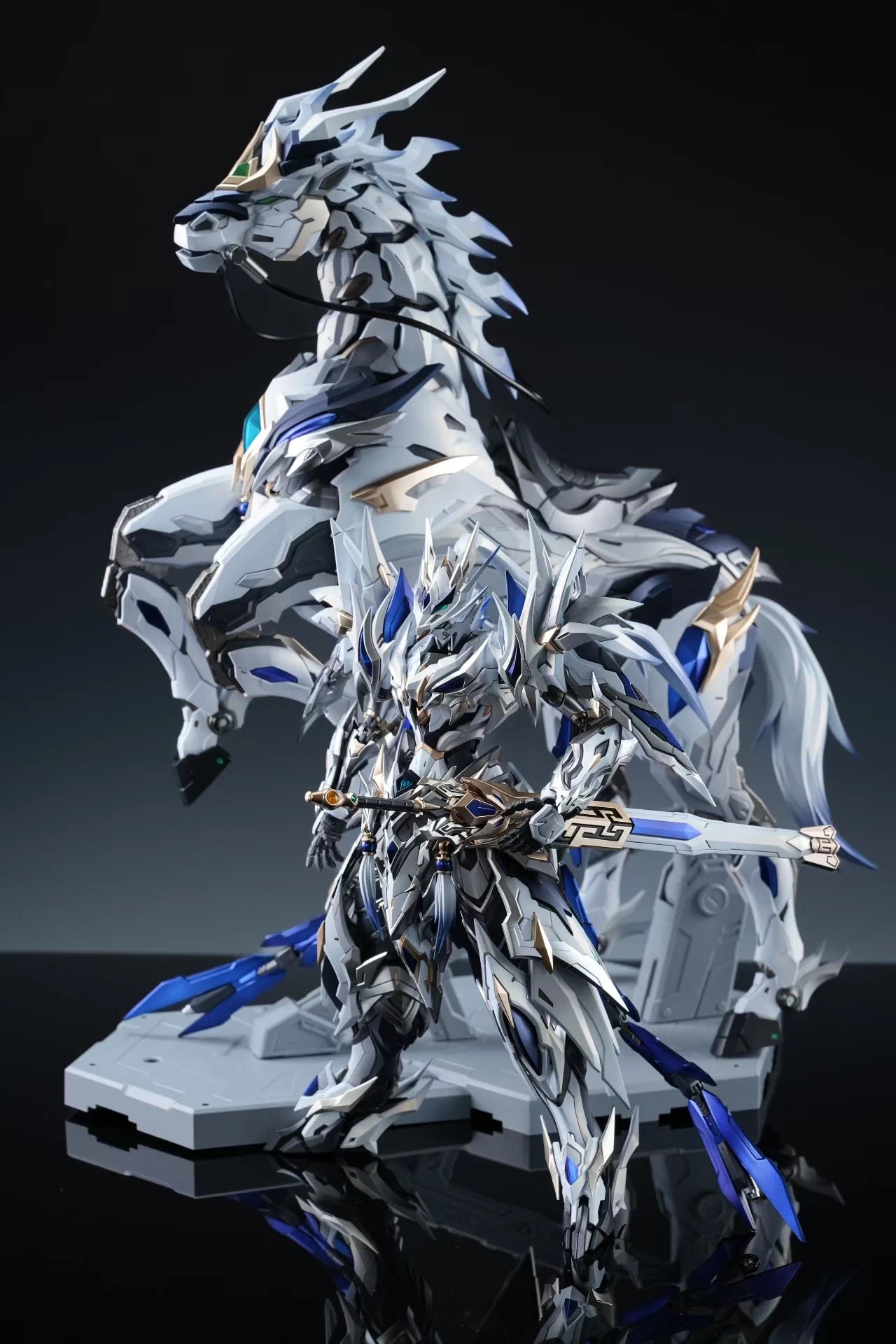[Color customization] Motor Nuclear Zhao Yun & White Dragon Horse (white color scheme) Model Kit