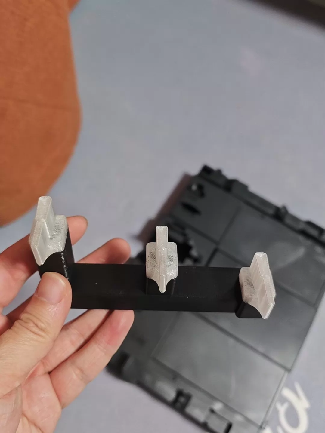 [3D printed pieces] Bandai PG Unicorn PGU 1/60 ν Gundam Fin Funnel Stand/ Weapon Stand