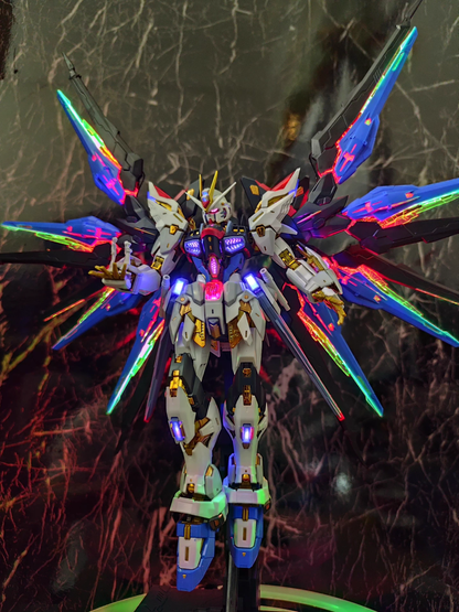 [Light/Color customization]Bandai/CHIMELONG 1/100 MGEX Strike Freedom Gundam Model Kit (Original color/Black Version) Light-up Assembled Version