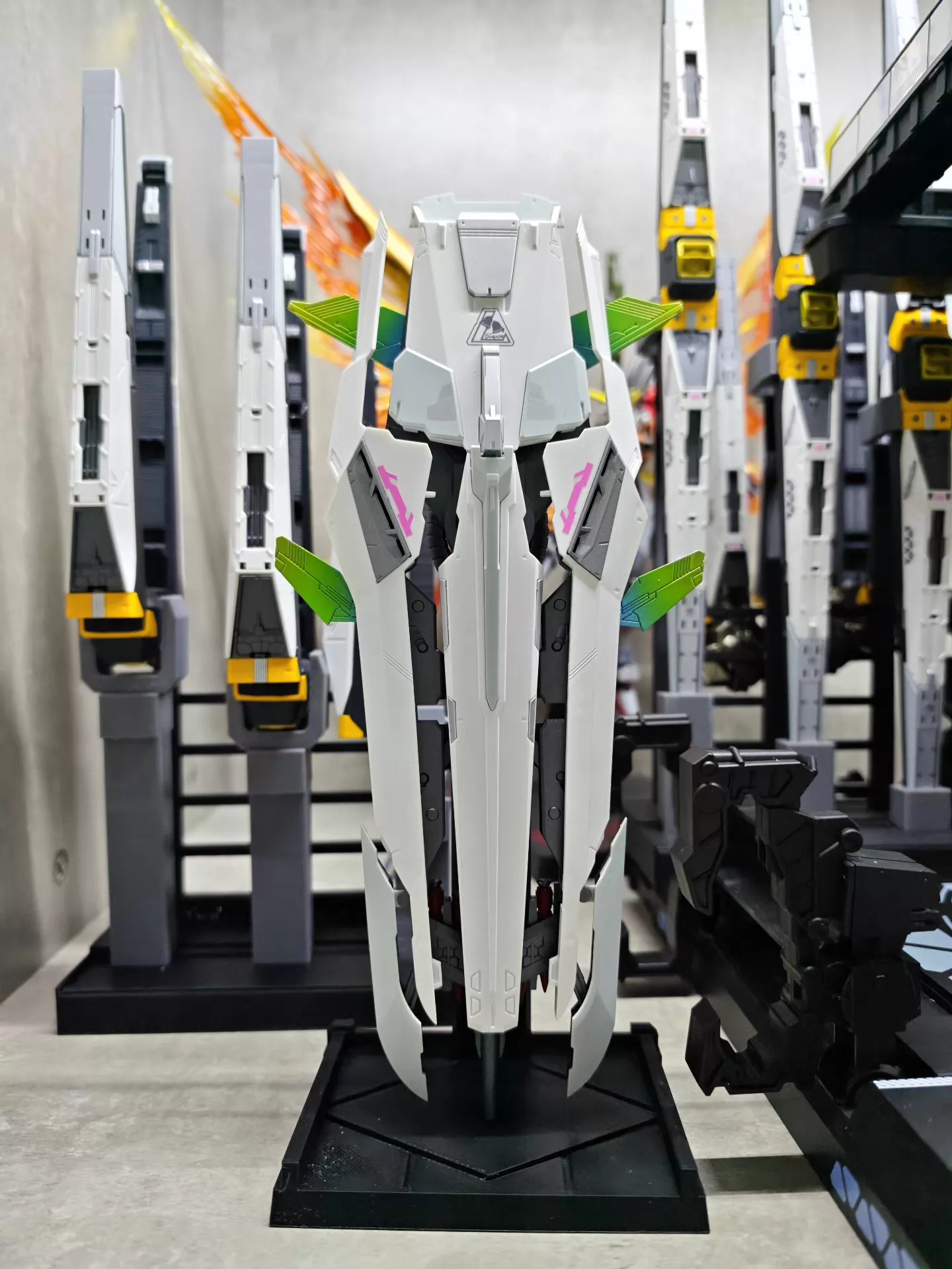 [3D printed pieces] Bandai/Daban Metal Structure Nu ν Gundam Fin Funnel Stand/ Weapon Stand