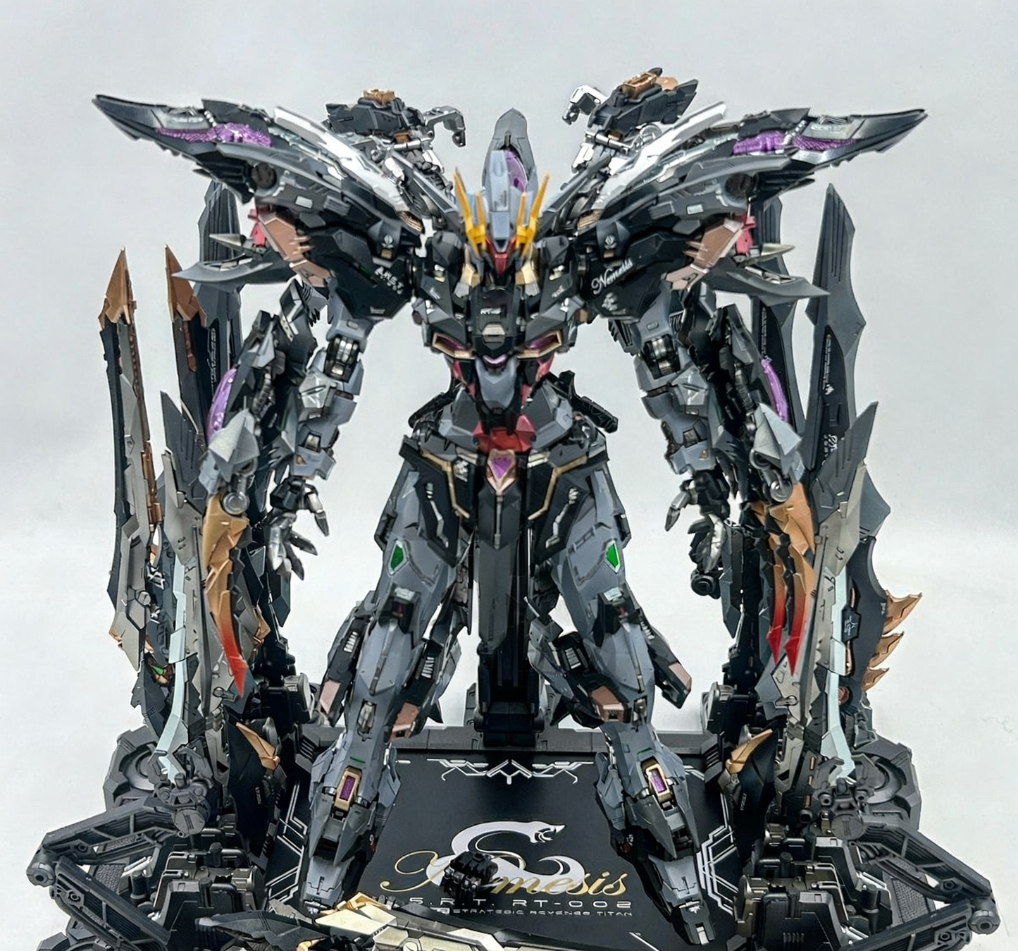 [Color customization] Infinite Dimension  RT-002 Nemesis（Dark color scheme）Model Kit