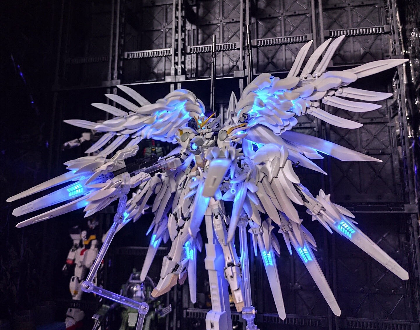 [Light/Color customization]Daban 1/100 8827 Fix MG XXXG-00YSW Wing Gundam Snow White Prelude Model Kit Light-up Assembled Version