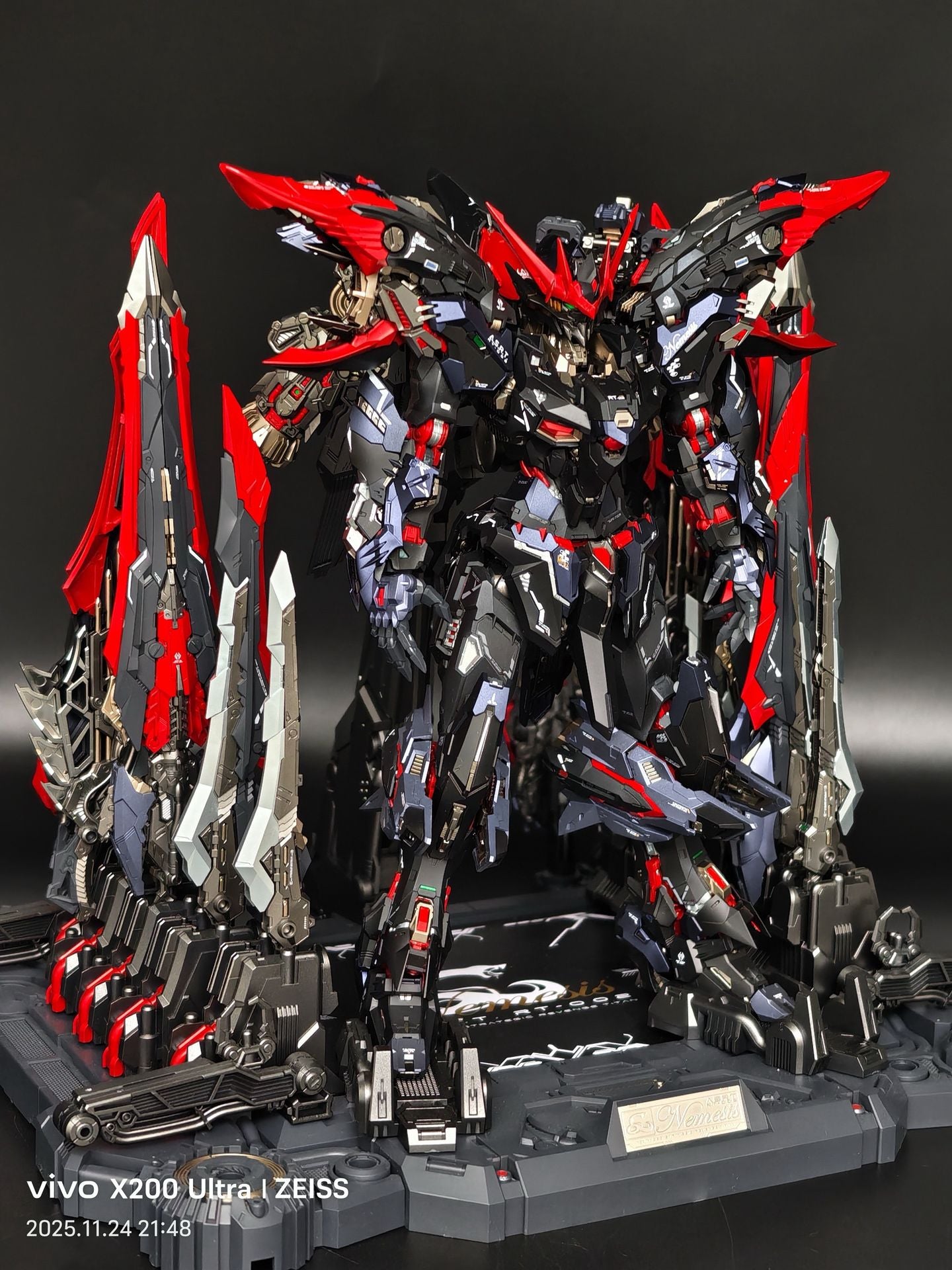 [Color customization] Infinite Dimension  RT-002 Nemesis (Dark red color scheme) Model Kit