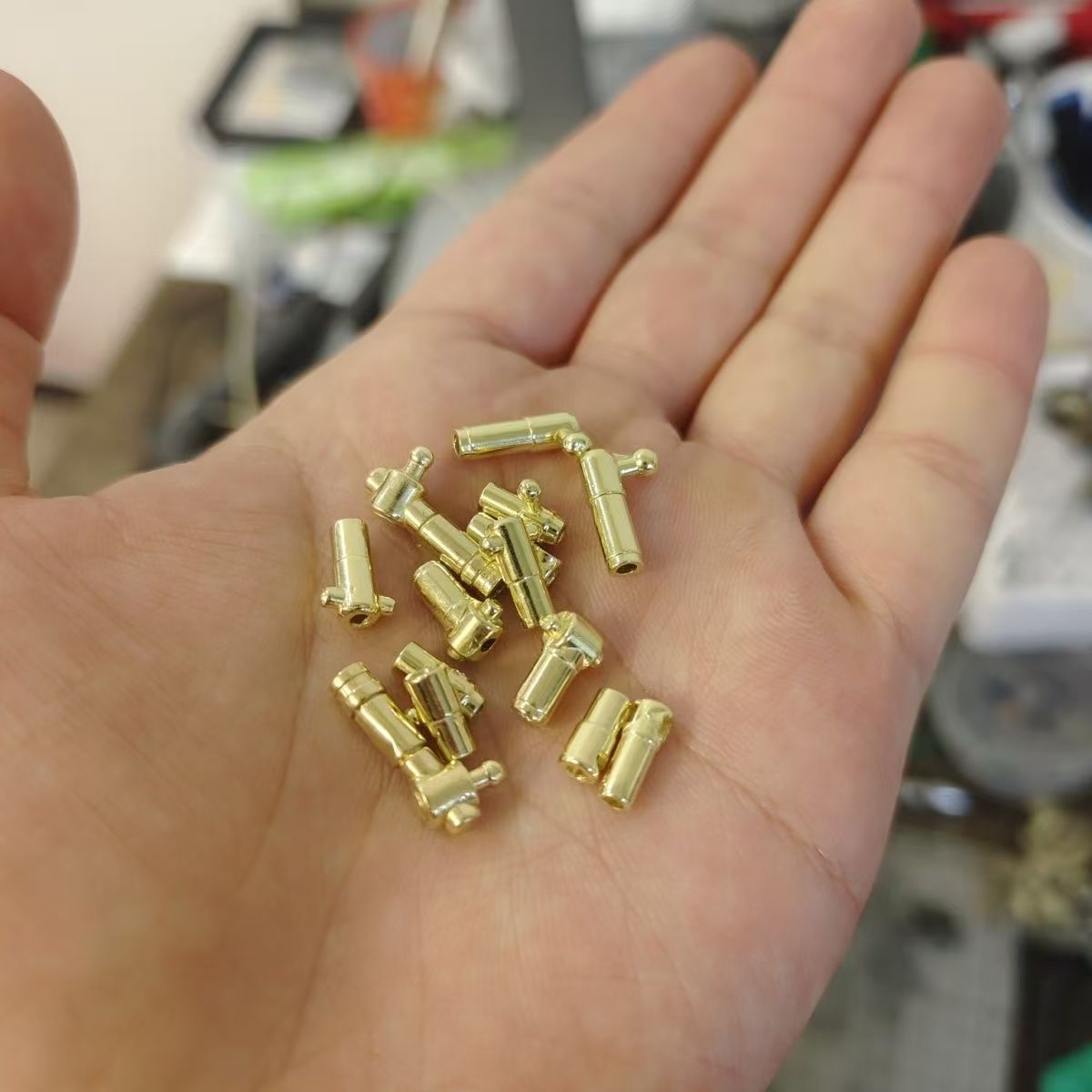 [Metal pieces] Wolf Technology 1/100 Wolf Metal pieces Arm/Thigh joint repair/Shoulder connector C-clip/V-fin/fingers/Full-body hydraulic rod sleeves/Weapon Rod