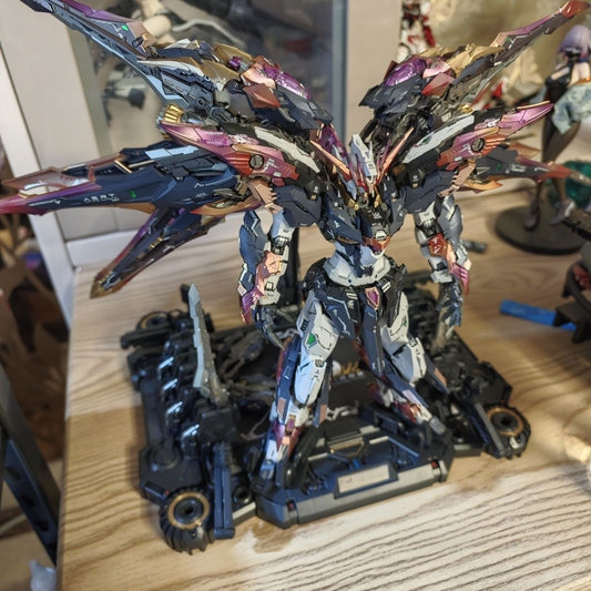 [Color customization] Infinite Dimension RT-002 Nemesis (Gradient Purple Color Scheme) Model Kit