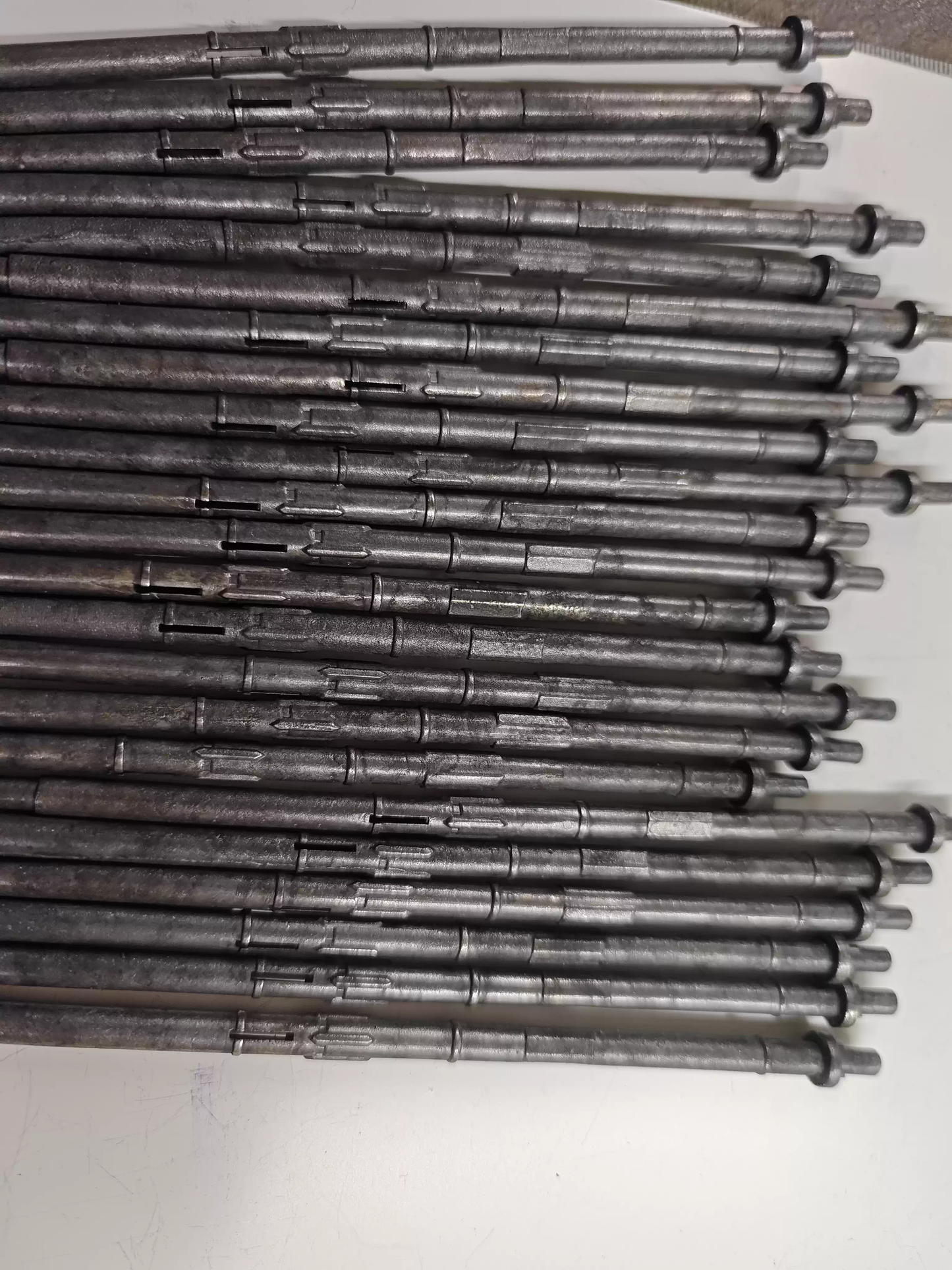 [Metal pieces] Wolf Technology 1/100 Wolf Metal pieces Arm/Thigh joint repair/Shoulder connector C-clip/V-fin/fingers/Full-body hydraulic rod sleeves/Weapon Rod