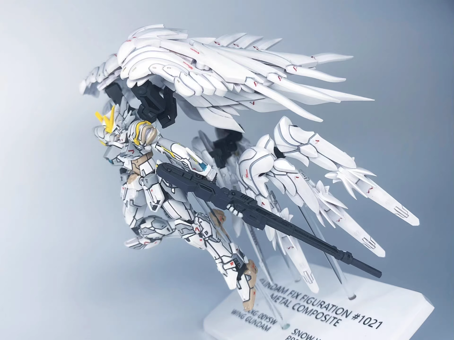 [Artifact] Wing Gundam Snow White-airlift