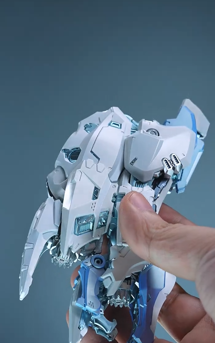 [Color customization] PRE-ORDER In Era+ RMD Azure Falcon TR-2243EX 1/100 Scale (Twilight Paint Color Scheme) Model Kit